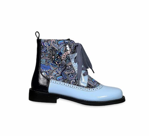 Saks OFF 5TH: Chelsea Colorblock Oxford Boots, Blue | Photo: Saks OFF 5TH