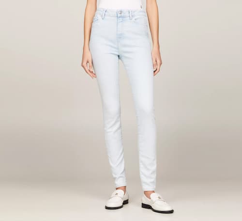 Tommy Hilfiger: Ultra High Rise Light Wash Skinny Jean, Lola | Photo: Tommy Hilfiger